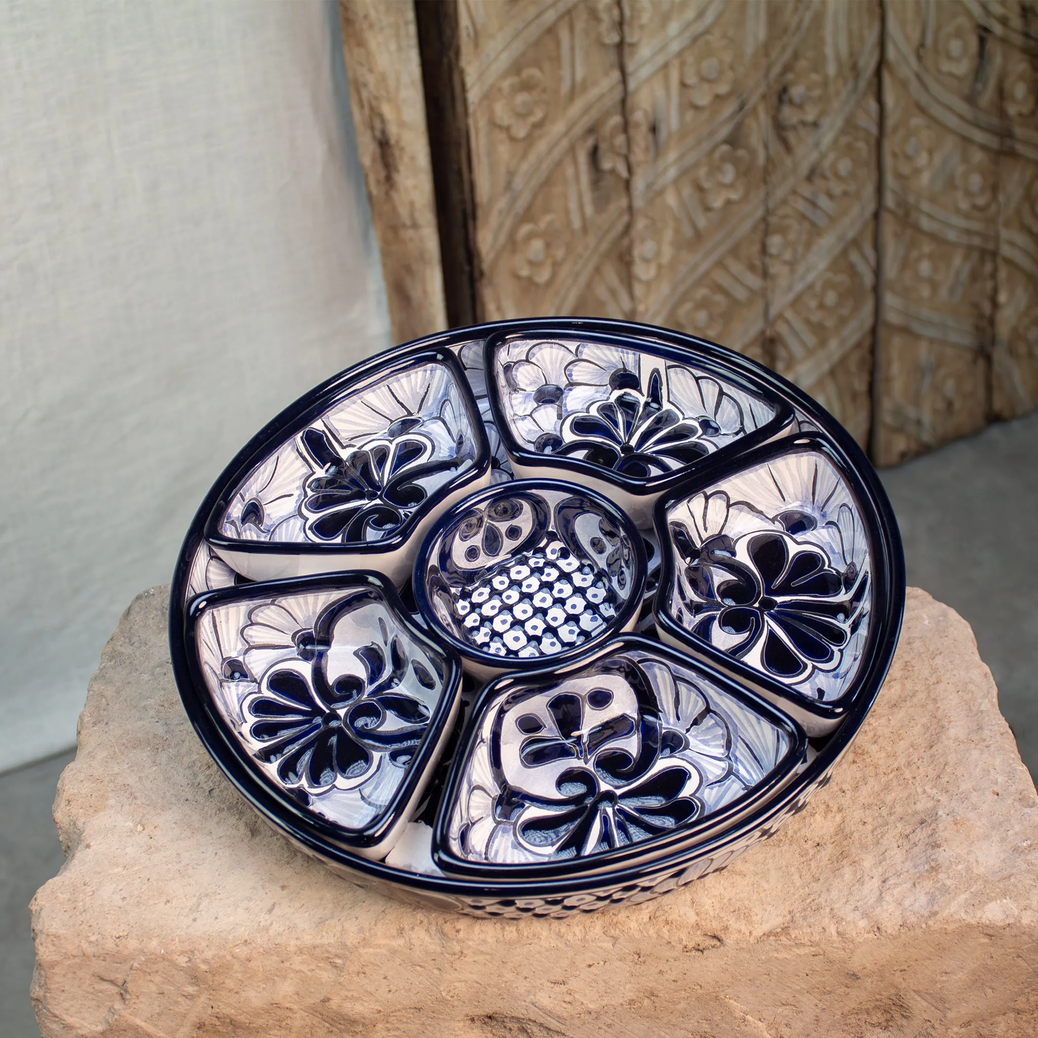 Botanero Azules. Hand-Painted Ceramic Serving Tray