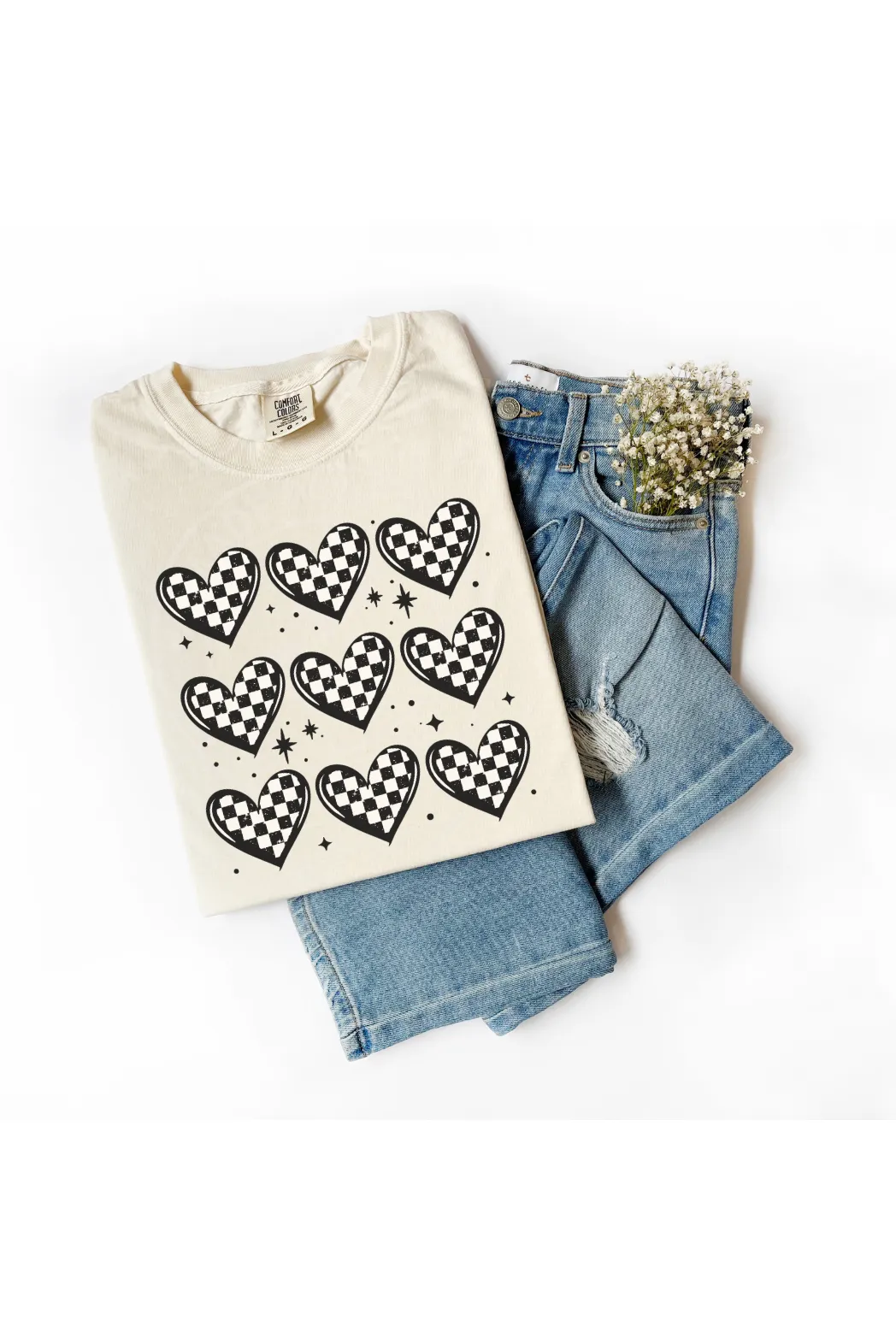 Checkered Love: Retro Heart Grid Comfort Colors T-Shirt