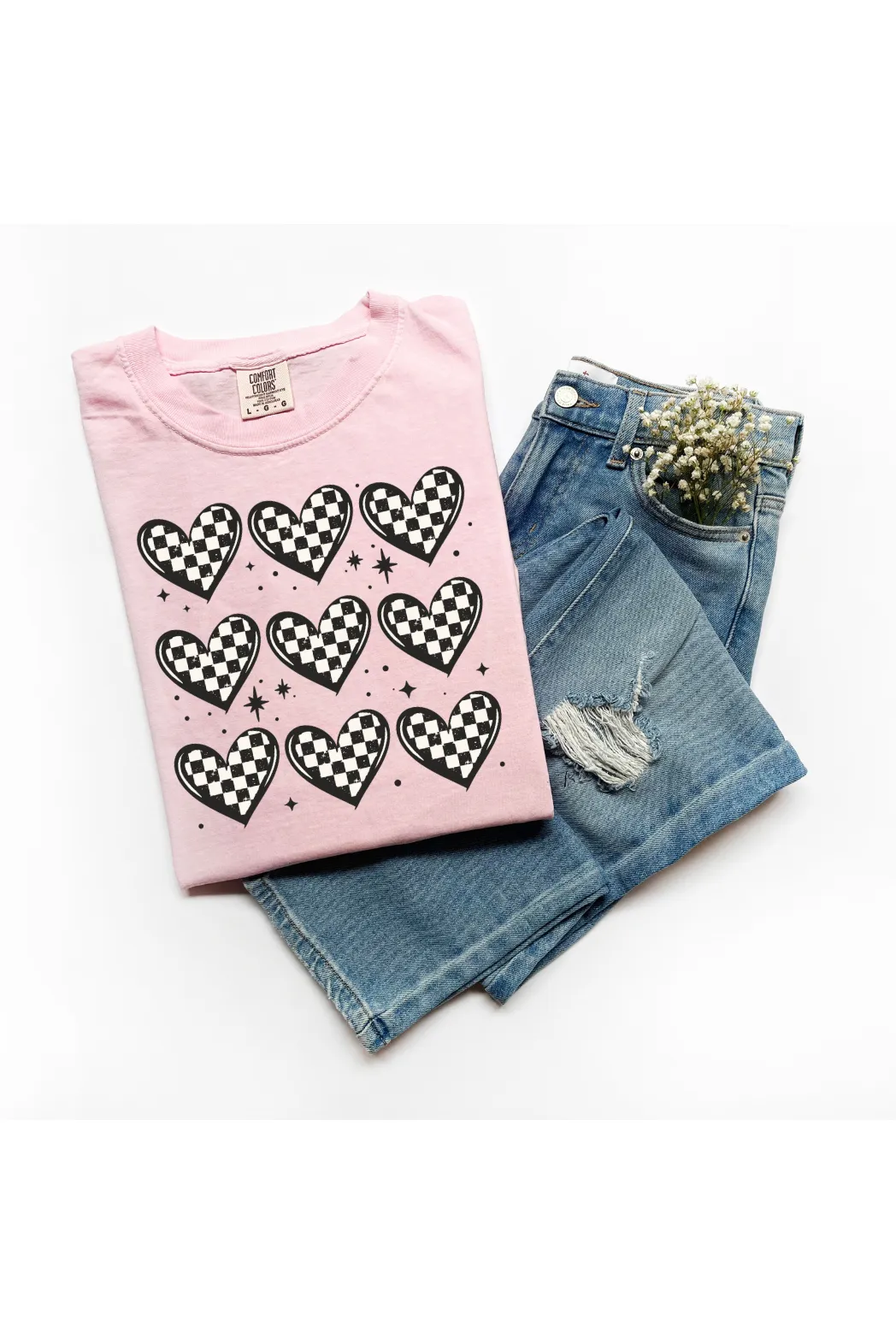 Checkered Love: Retro Heart Grid Comfort Colors T-Shirt