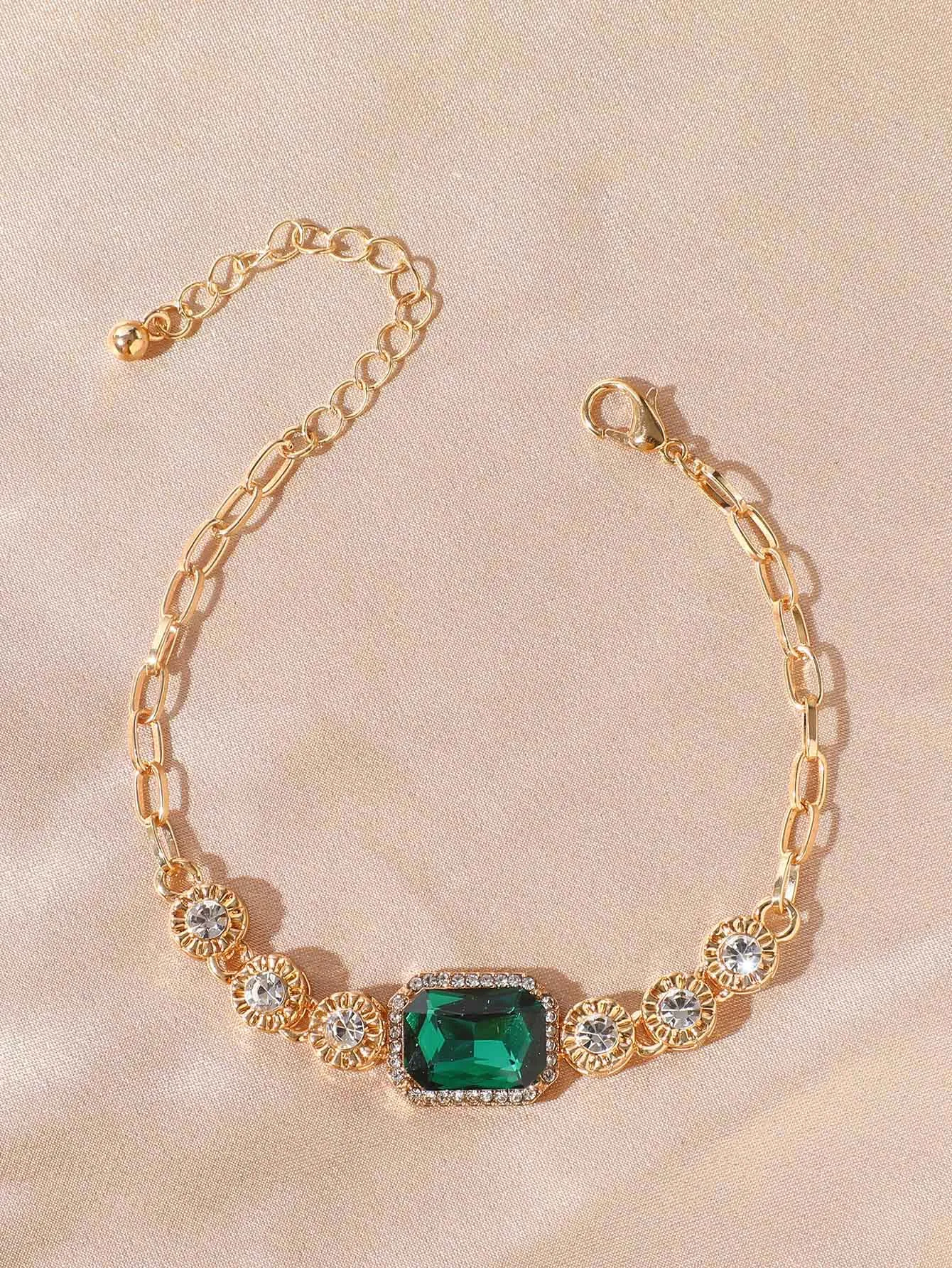 Chen Rhinestone Decor Bracelet - Green