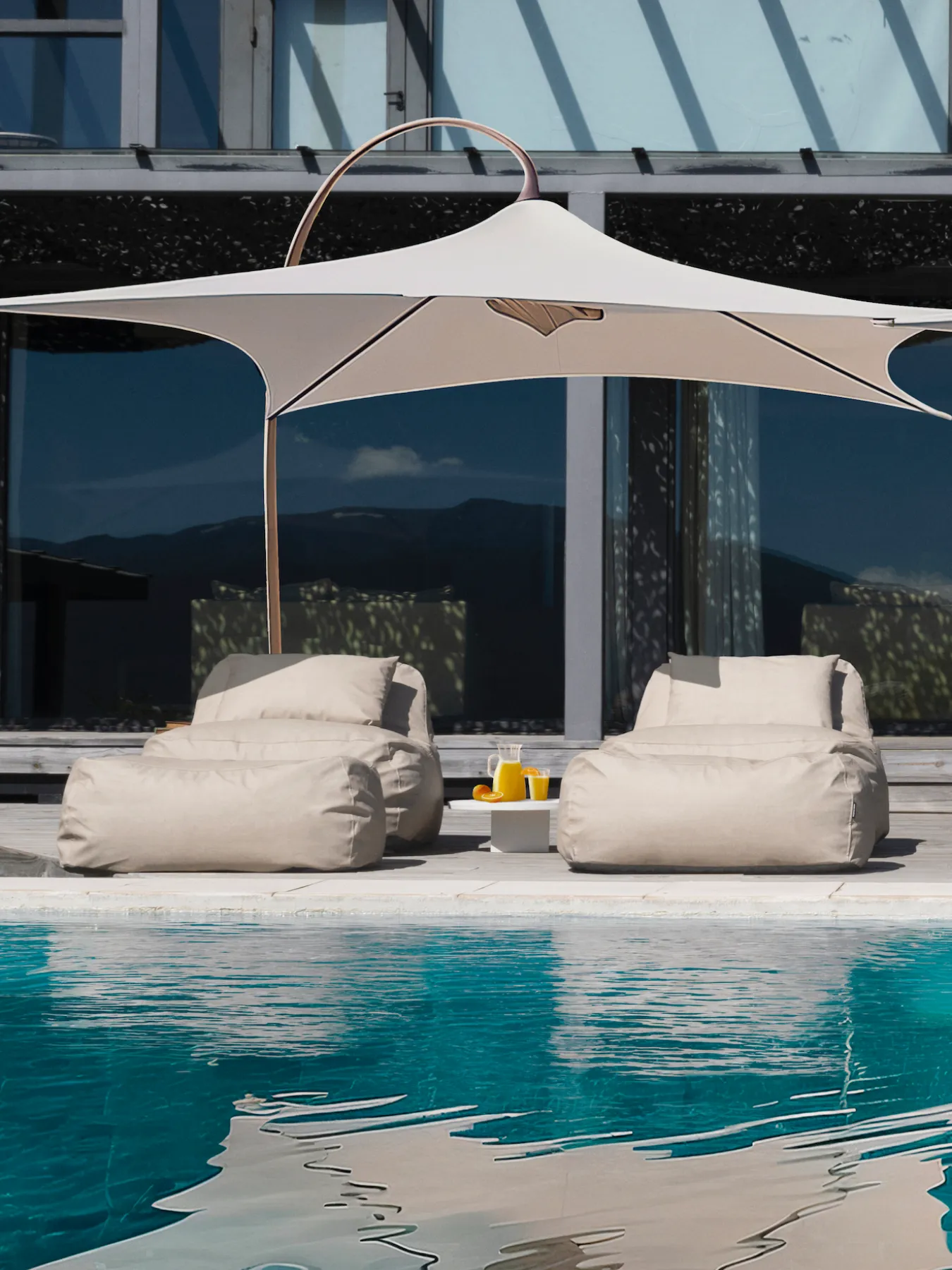Dune Lounge Chair   Ottoman Outdoor - Oat