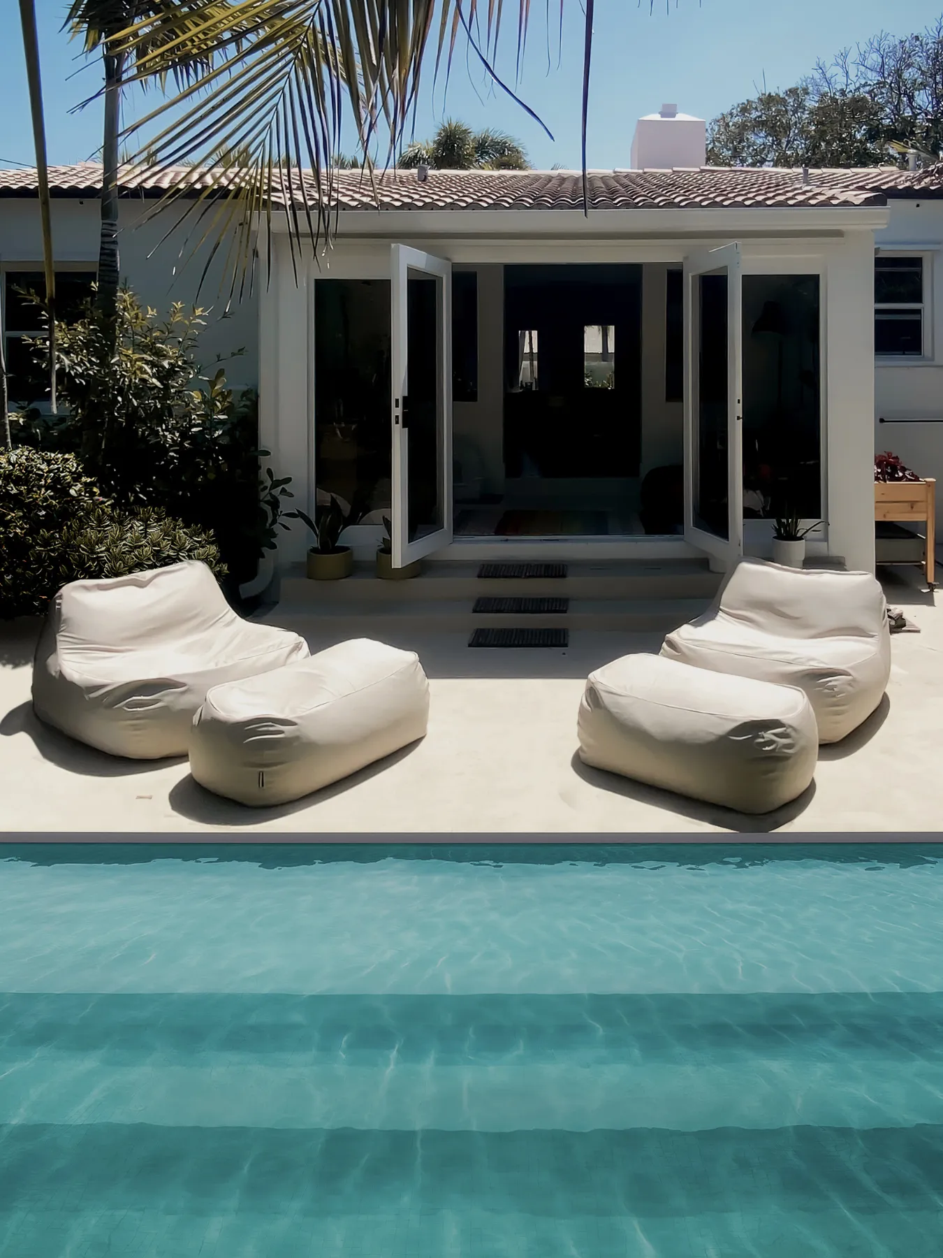 Dune Lounge Chair   Ottoman Outdoor - Oat