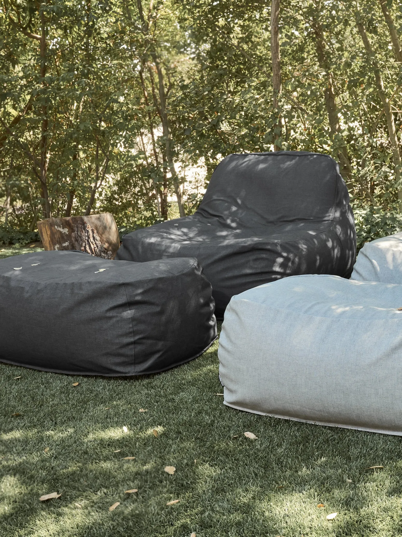 Dune Lounge Chair Outdoor - Graphite