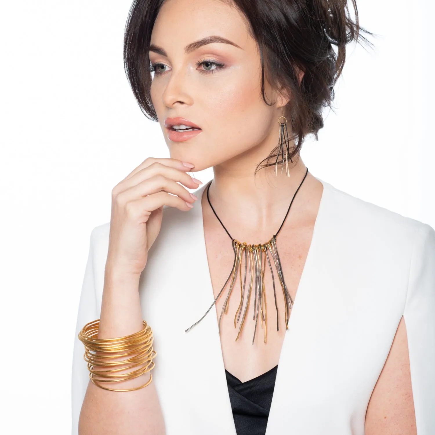 Emma wire twigs necklace