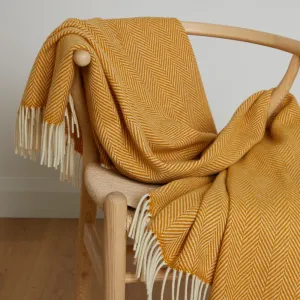Foxford Innisfree Throw | White/Gold