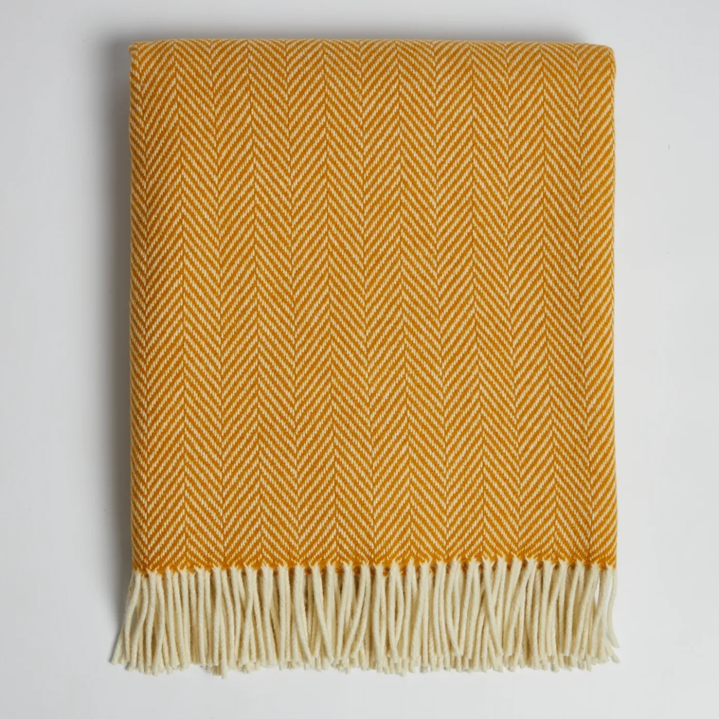 Foxford Innisfree Throw | White/Gold