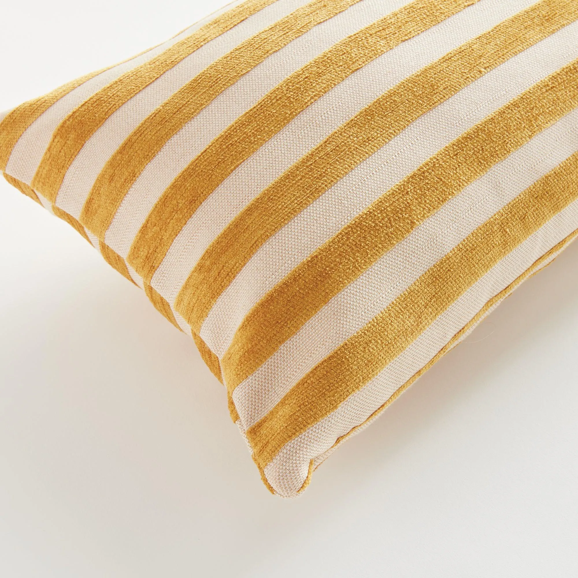 Grant Lumbar Indoor Outdoor Pillow