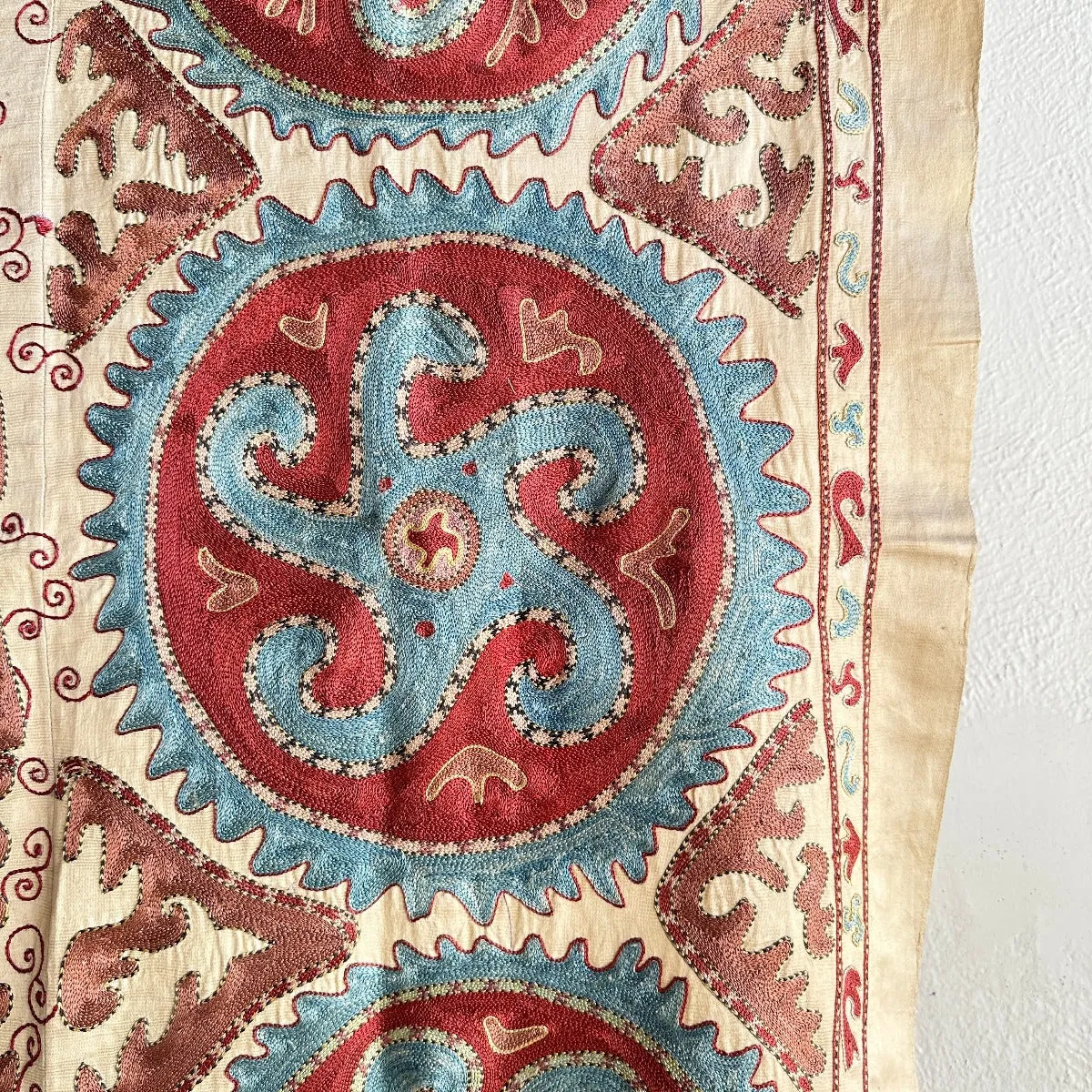 Hand Stitched All Silk Suzani (CSSU241022 | 41 x 51")