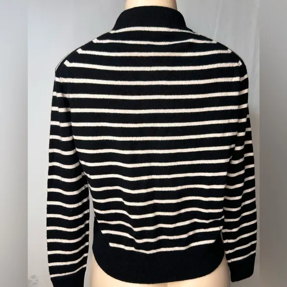 J.Crew 100shmere Collar Sweater Black White Stripes  Long Sleeve 3Buttons XXS