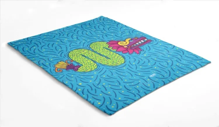 KuCoolKan Throw Blanket
