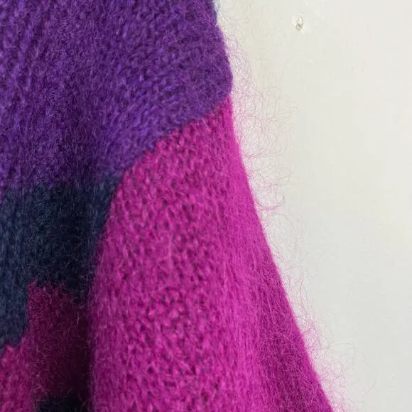 Le Moda Vintage Y2K Slouchy Cowl Furry Fuzzy Chevron Mohair Sweater womens M