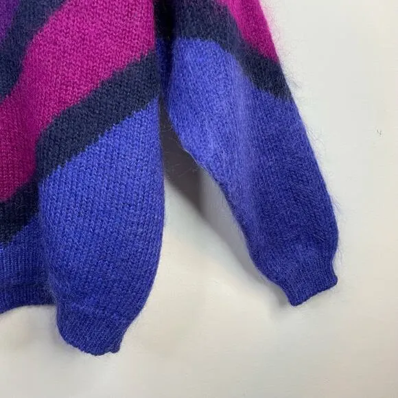 Le Moda Vintage Y2K Slouchy Cowl Furry Fuzzy Chevron Mohair Sweater womens M