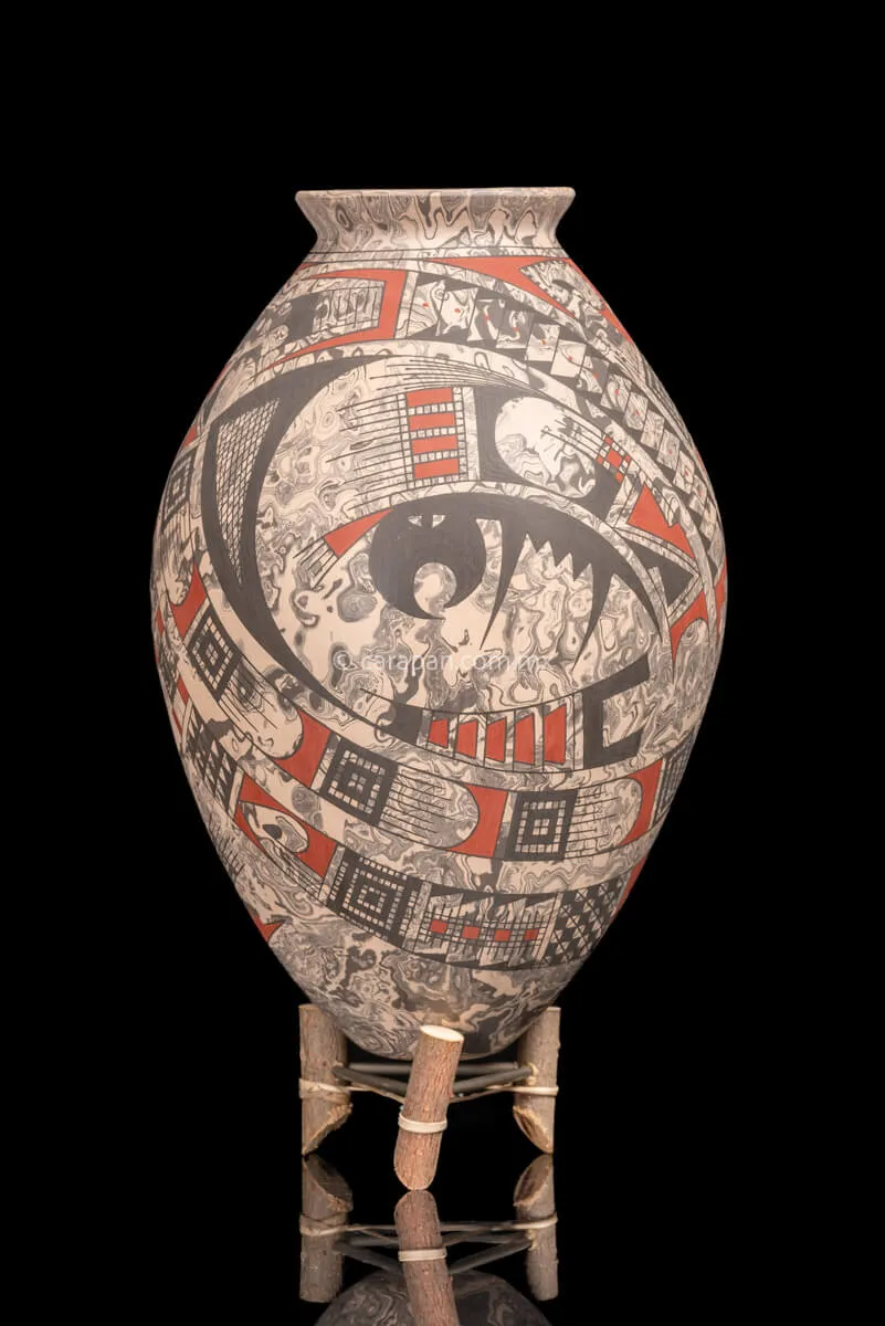 Mata Ortiz Marbled Pot Fine Mexican Ceramic