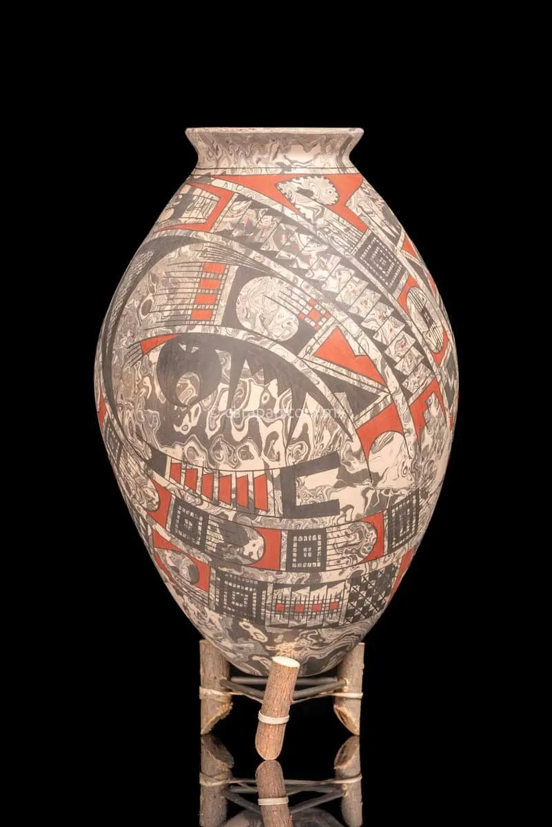 Mata Ortiz Marbled Pot Fine Mexican Ceramic