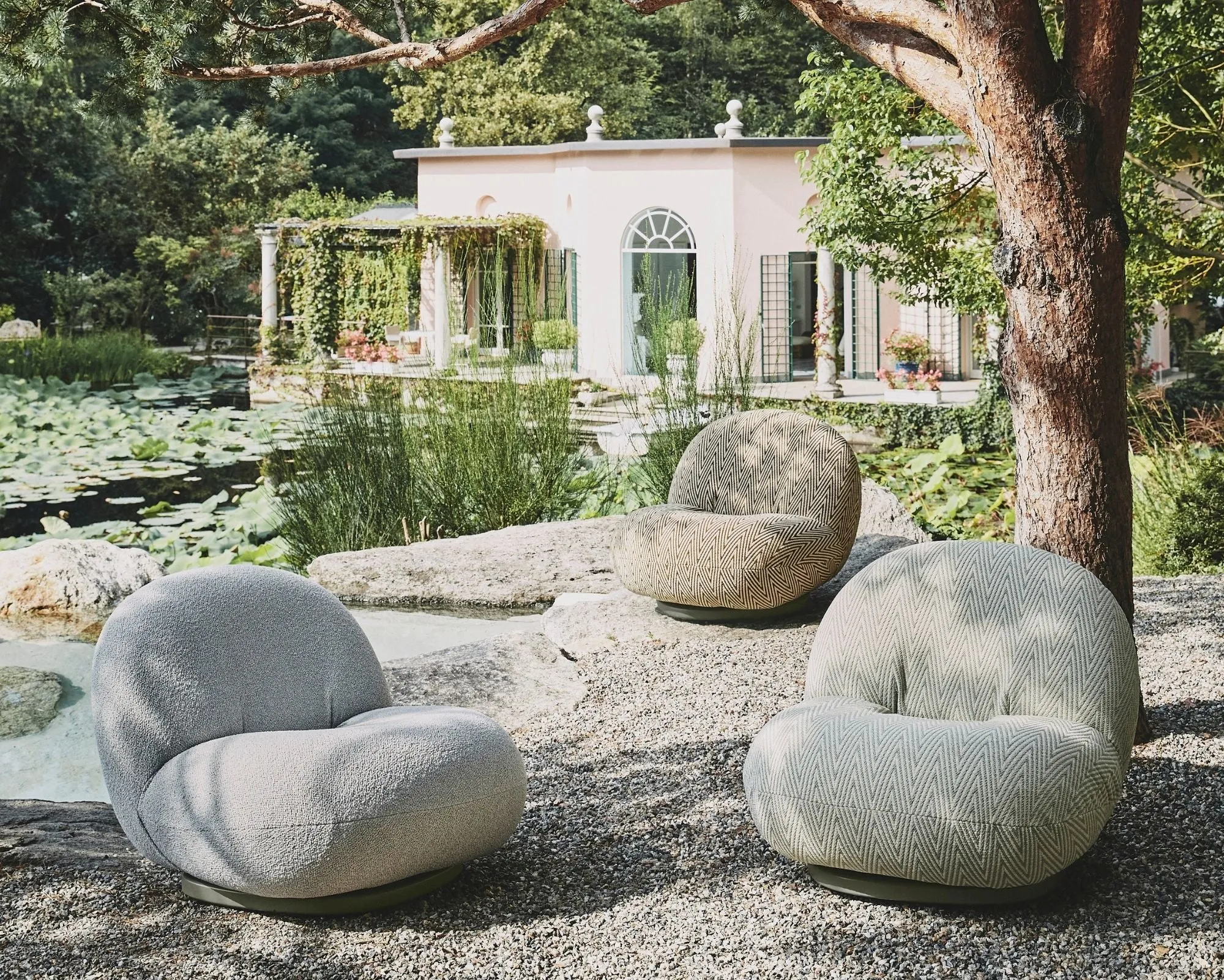 Pacha Outdoor Lounge Chair
