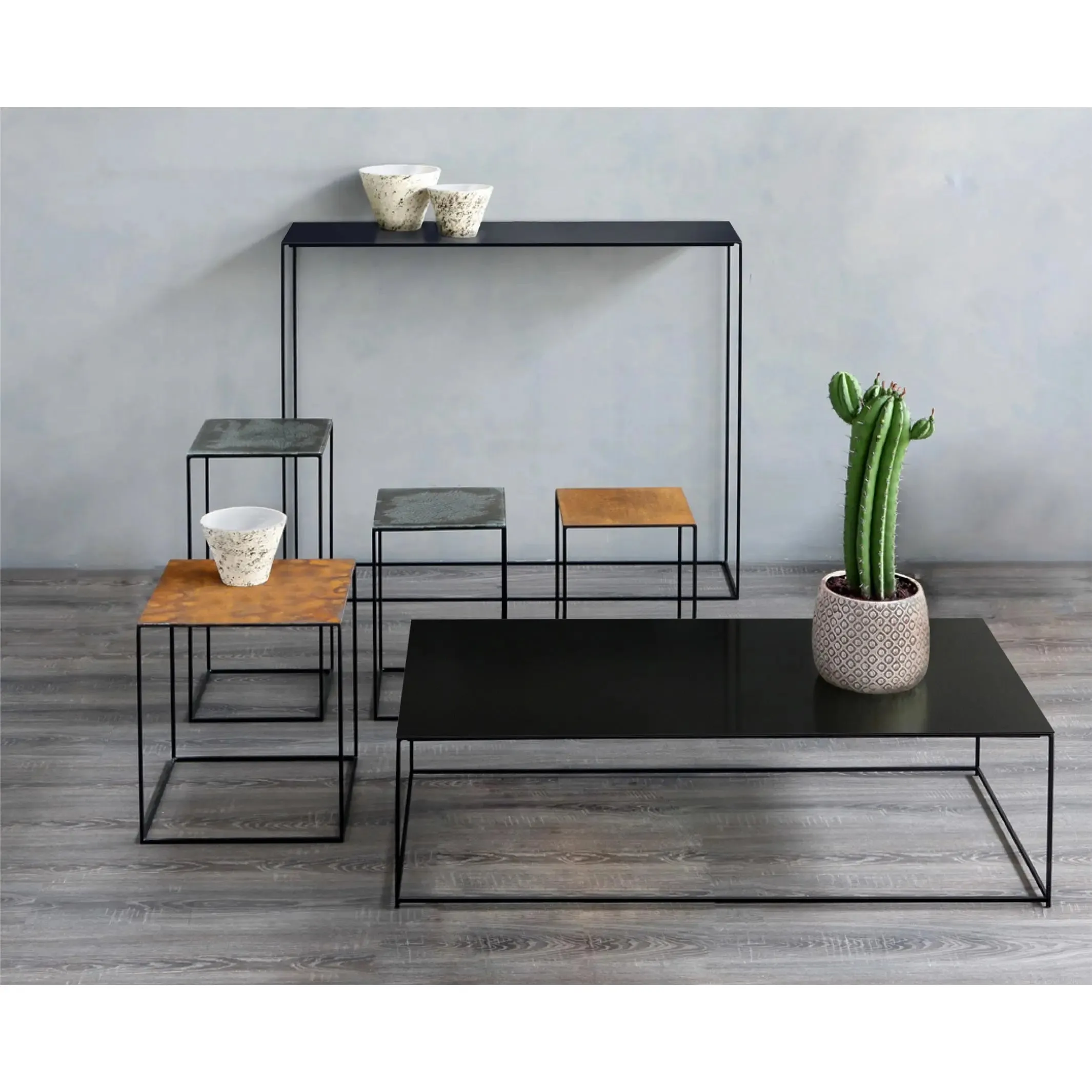 Slim Irony ART - Low Table