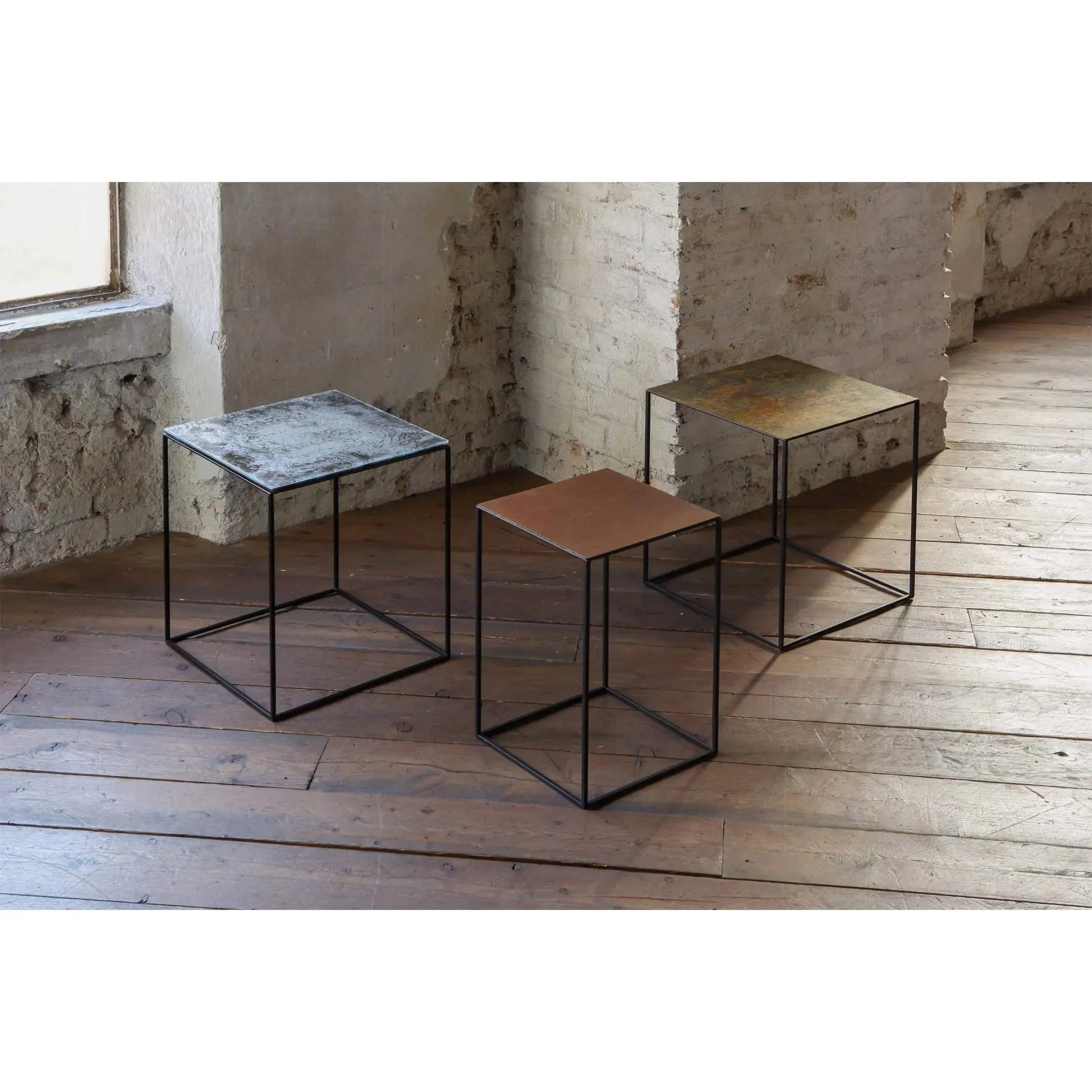 Slim Irony ART - Low Table