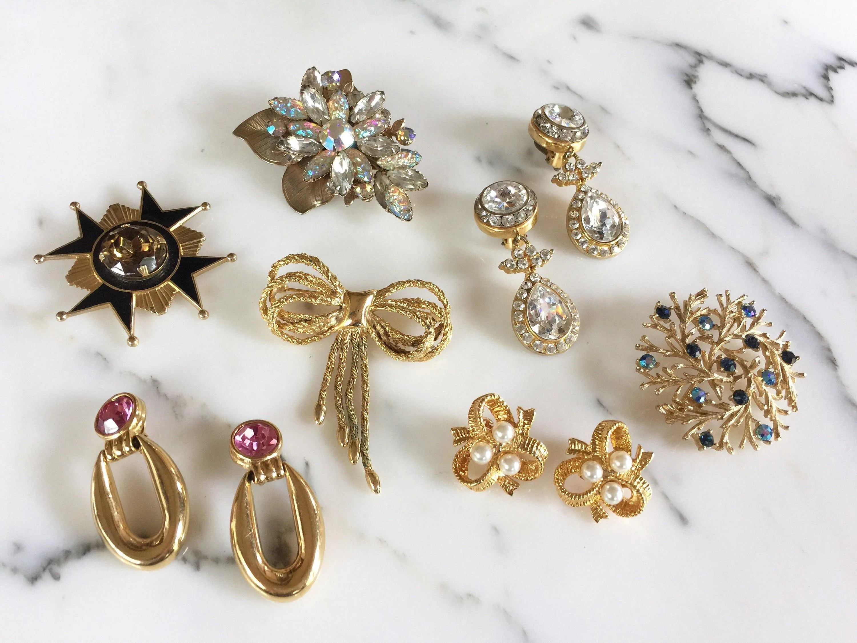 Sparkling Jude Lee Aurora Borealis Rhinestone Flower Brooch