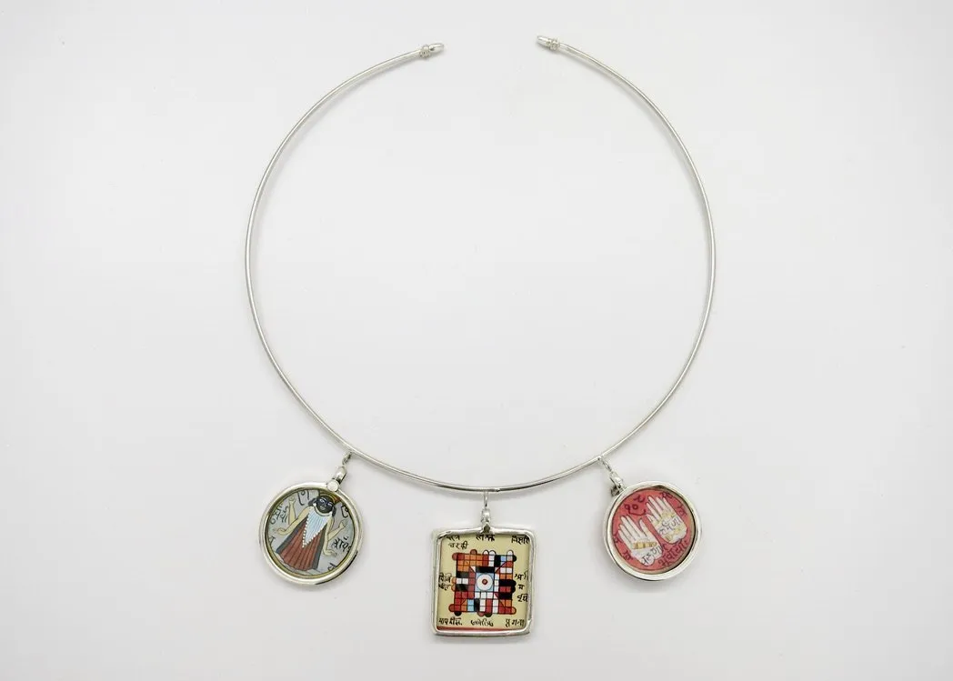 Story-rich, head-turning, hasli (neck ring) with miniature painting pendants