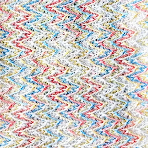 Vintage Marty Gutmacher White Blue Red Chevron Stripe Short Sleeve Knit Top